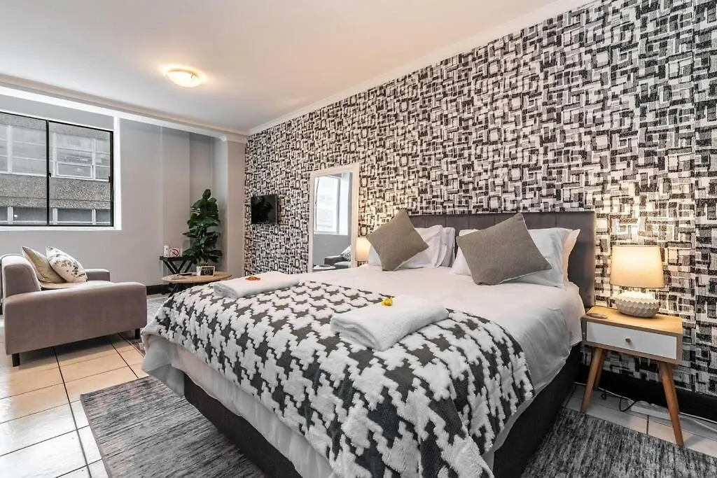 Inner City Gem With Pool, Gym And Parking Ciudad del Cabo